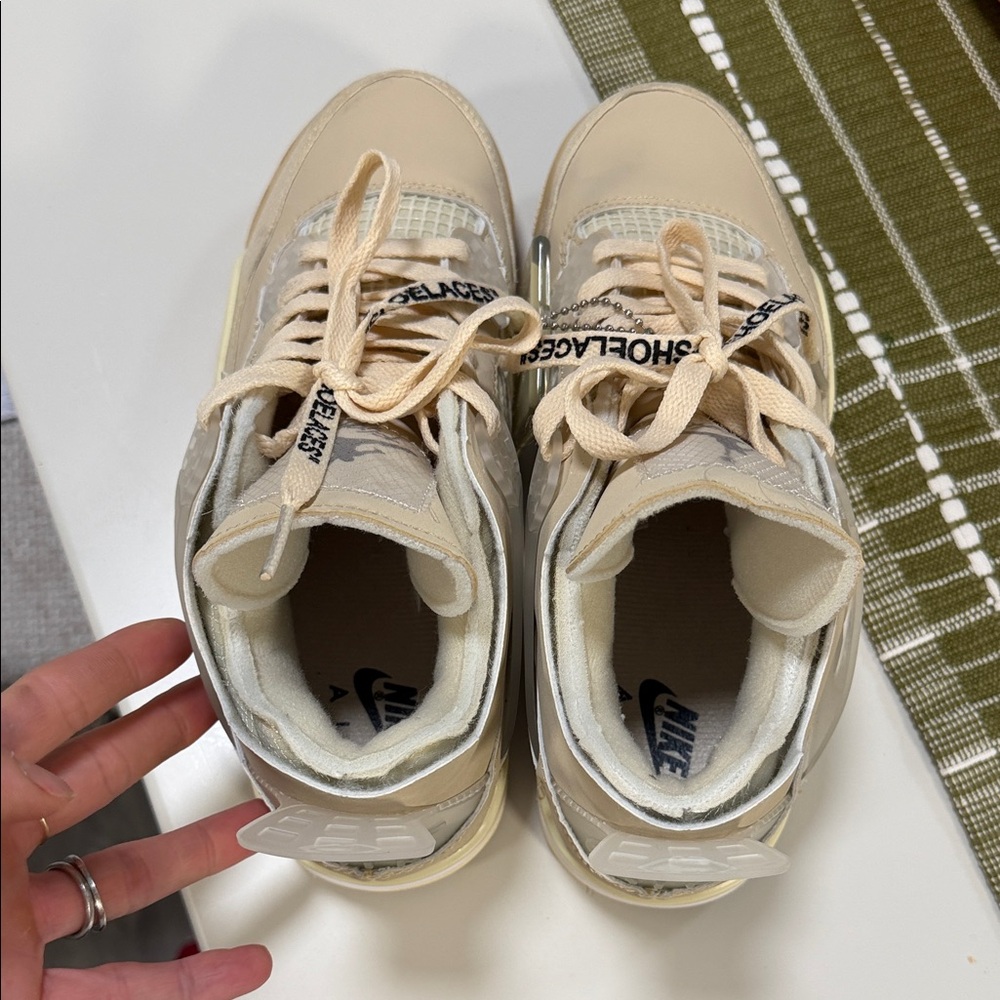 Off white 4 Jordan sail Sneakers - Picture 2 of 9